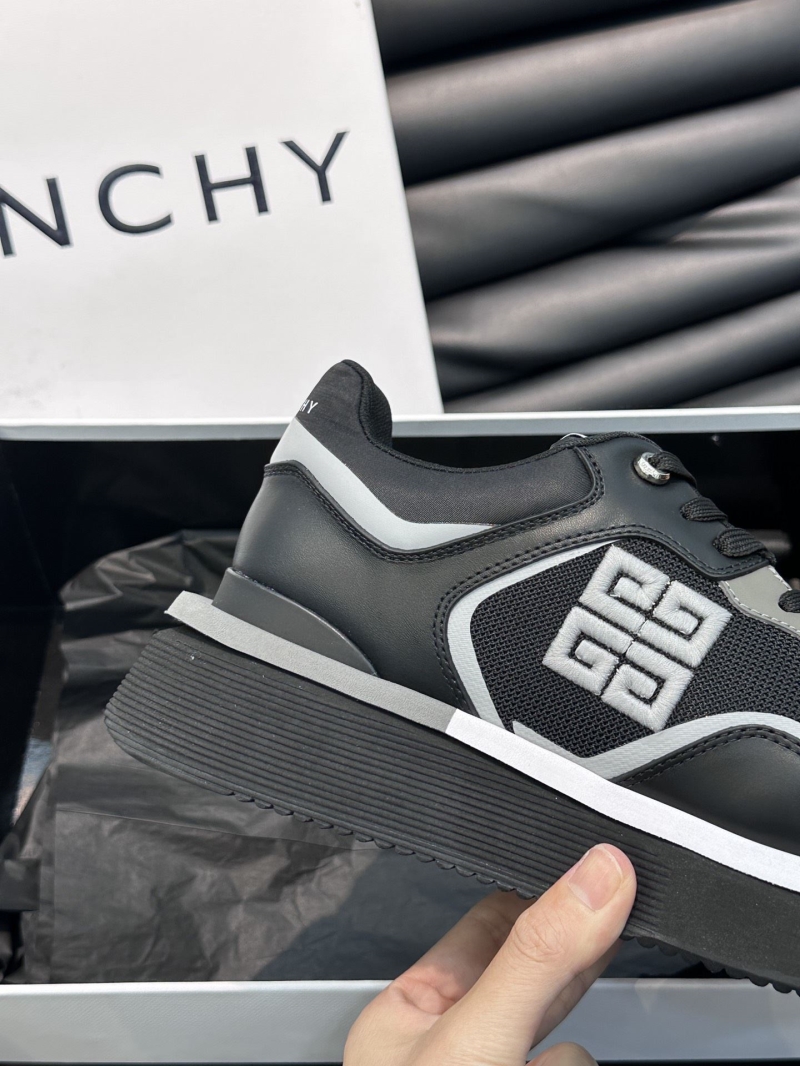 Givenchy Sneakers